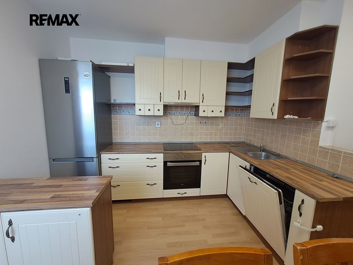 Pronájem bytu 2+1 77 m²